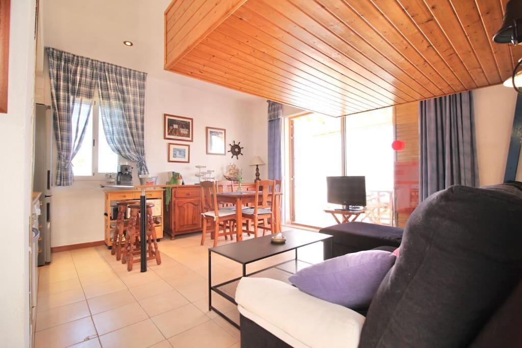 Mediterranean Way - Punta Prima 10 *